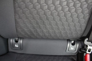 Toyota Yaris Toyota Yaris 1.5 Hyb. Dynamic Plus, Stoel en Stuurverw, Camera - afbeelding nr 15