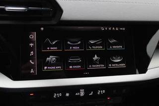 Audi A3 Audi A3 Sportback 30 TFSI S edition 32.429 km! / Virtual Cockpit / Apple CarPlay / Full LED / 17'' / Navigatie / Half leder / Parkeerhulp achter / ACC - afbeelding nr 21