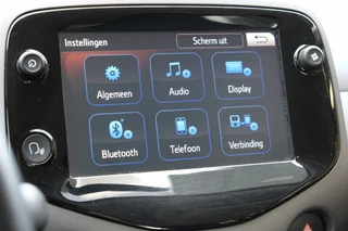 Toyota Aygo Toyota Aygo 1.0 VVT-i x-play | Apple Carplay & Android auto | Achteruitrijca - afbeelding nr 27