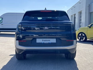 Ford Explorer Ford Explorer Extended Range RWD 77 kWh Ford Voorraad | Zuid | Adaptieve cruise control | Stuurwiel verwarming | stoelverwarming | Achteruitrijcamera - afbeelding nr 8