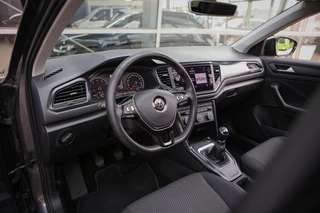 Volkswagen T-Roc Volkswagen T-Roc 1.0 TSI Sport | Pano | - afbeelding nr 3
