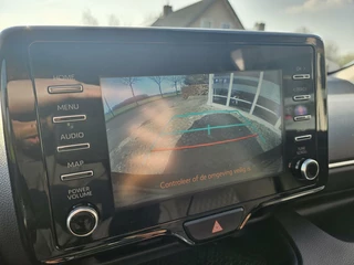 Toyota Yaris Toyota Yaris 1.5 Hybrid Dynamic | Nieuw Model / Dealer OH | Carplay / Cruise - afbeelding nr 34
