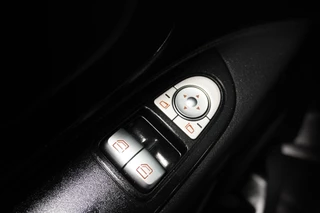 Mercedes-Benz Vito - Airco - Navi - Cruise - € 16.950,- Excl. - afbeelding nr 22