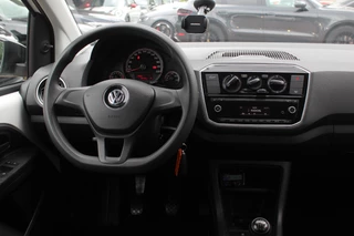 Volkswagen up! Volkswagen up! 1.0 BMT take up! / Airco / Radio / LED Dagrijverlichting / Elektr. ramen voor / Parrot - afbeelding nr 9
