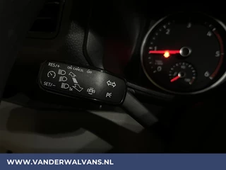 Volkswagen Crafter Volkswagen Crafter 2.0 TDI 141pk L3H3 L2H2 Euro6 Airco | Camera | Apple Carplay | Android Auto | Cruisecontrol Chauffeursstoel - afbeelding nr 6