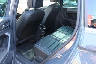 Volkswagen Tiguan Volkswagen Tiguan 1.5 TSI R-Line DSG Virtual/Navi/Leer/360view 