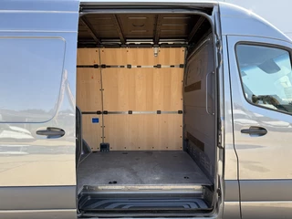 Mercedes-Benz Sprinter Automaat L2H2 Airco Cruise Control Lane Assist Camera Carplay Dodehoek waarschuwing Parkeersensoren voor achter - afbeelding nr 10
