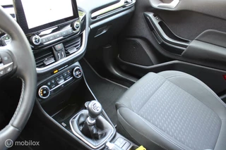 Ford Fiesta Ford Fiesta 1.0 EcoBoost Titanium 100 PK, Trekhaak, Adaptief cruise, Pdc, App connect, Navi, Airco, 16 inch Lmv. - afbeelding nr 18