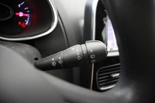 Renault Clio Renault Clio 0.9 TCe Estate Zen - Carplay, Cruise - afbeelding nr 15