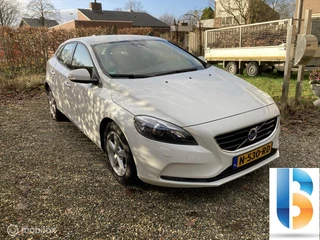 Volvo V40 Volvo V40 1.6 T2 Summum - afbeelding nr 2