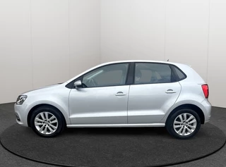 Volkswagen Polo Volkswagen Polo 1.2 TSI First Edition Blue Motion Compact, Comfortabel & Complee - afbeelding nr 31