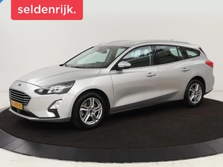 Ford Focus Ford Focus 1.0 EcoBoost Hybrid Trend Edition Business |  Camera | Carplay | Full LED | Navigatie | Sportstoelen | Airco | Cruise control | Parkeerhulp | Bluetooth - afbeelding nr 1