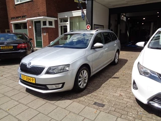 Škoda Octavia Škoda Octavia 1.2 TSI GRT AMB BNS - afbeelding nr 3