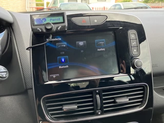 Renault Clio Renault Clio Estate 1.2 TCe Intens 120 pk AUT. | navigatie | bluetooth | camera | climate control | parkeersensoren - afbeelding nr 23