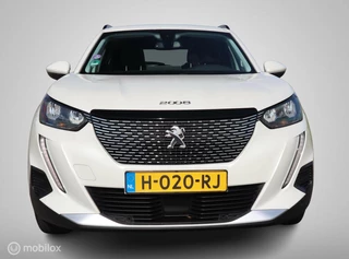 Peugeot 2008 Peugeot 2008 1.2PT 101 PK H6 Allure Navi 1/2Leer DonkerGlas 17