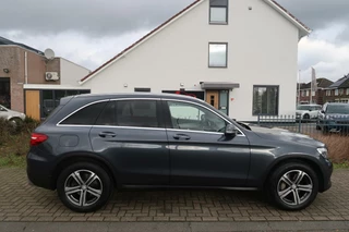 Mercedes-Benz GLC Mercedes GLC-klasse 250 4MATIC AMG-SPORT|TREKHAAK|DODEHOEK|RIJSTROOK|NAVIGATIE|DEALER ONDERHOUDEN - afbeelding nr 5