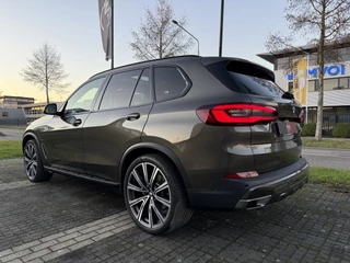 BMW X5 54DKM!!/PANO/HEAD-UP/H&K/22