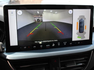 Ford Focus Ford Focus Wagon 1.0 155pk Automaat Hybrid Active X Navigatie Climate Control Camera | Parkeer sensoren | B&O | Dab | Led | Lichtmetalen velgen - afbeelding nr 2