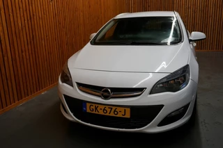 Opel Astra - afbeelding nr 2