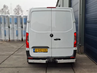 Mercedes-Benz Sprinter Mercedes-Benz Sprinter 211 2.2 CDI L1H1 AUTOMAAT / AIRCO / 3 ZITS / N.A.P / TREKHAAK - afbeelding nr 5