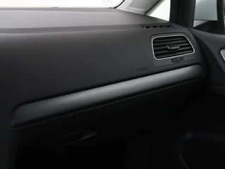 Volkswagen Golf Volkswagen Golf 1.5 TSI Comfortline Business | Stoelverwarming |  Massage | Carplay | Navigatie | Adaptive cruise | Climate control | Parkeerhulp | Bluetooth - afbeelding nr 23
