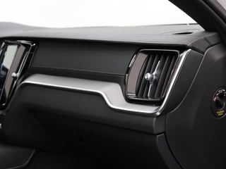 Volvo S60 Volvo S60 T6 PLUG-IN HYBRID LONG RANGE ULTIMATE DARK 360GR CAMERA HEAD-UP - afbeelding nr 35