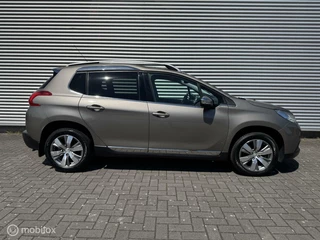 Peugeot 2008 Peugeot 2008 1.2 VTi Allure | Panoramadak | Navigatie | Cruise | - afbeelding nr 5