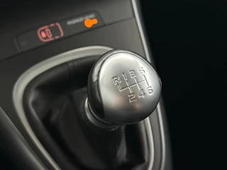 Toyota Verso Toyota Verso 1.8 VVT-i SkyView Edition | Panoramadak | Trekhaak | Navigatie - afbeelding nr 18