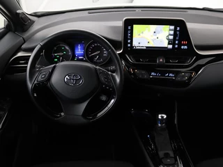 Toyota C-HR Toyota C-HR 1.8 Hybrid Style | Stoelverwarming | Trekhaak |  Adaptive cruise | JBL Sound | Camera | Navigatie | Keyless | Dodehoek detectie - afbeelding nr 3