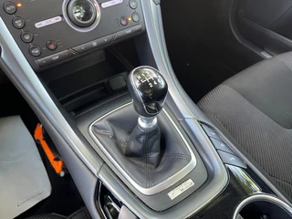 Ford Mondeo Ford Mondeo WAGON 1.5 TITANIUM / SCHUIFDAK / NAVI / CAMERA / STOELVERW. - afbeelding nr 17