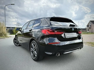 BMW 1 Serie BMW 1-serie 116d High Executive Sport Automaat LED|AppleCarplay|M stuur - afbeelding nr 10