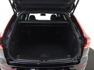 Volvo XC60 Volvo XC60 T6 Plus Black Edition | Trekhaak | 360° Camera | Panoramadak - afbeelding nr 34