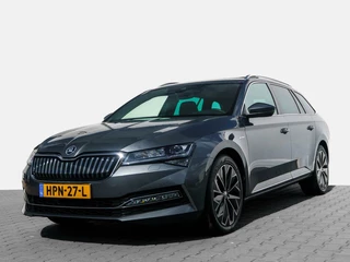 Škoda Superb Skoda Superb Combi 1.4 TSI iV 218pk Laurin & Klement | Leder | Panoramadak | 360 Camera | Trekhaak - afbeelding nr 27