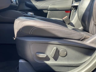 Ford Kuga Ford Kuga 2.5 PHEV Vignale 225pk | Driver Assistance Pack | Technology Pack | Winterpack | Trekhaak | 1.500kg Trekgewicht - afbeelding nr 34