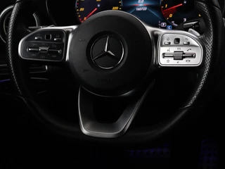 Mercedes-Benz C-Klasse Mercedes-Benz C-klasse 180 Business Solution AMG | Panoramadak | Leder | Stoelverwarming | Cruise control | 360 Camera | Elektrische achterklep | Carplay | Burmester - afbeelding nr 9