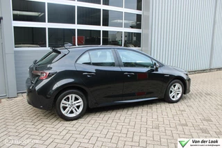 Toyota Corolla Toyota Corolla 1.8 Hybrid Active | 1e Eigenaar | Navigatie |Boekjes. - afbeelding nr 2