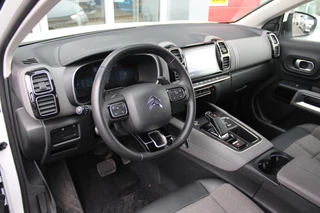 Citroën C5 Aircross Citroen C5 Aircross 1.6 Plug-in 225PK Hybrid BUSINESS | NAVIGATIE | APPLE CARPLAY/ANDROID AUTO | KEYLESS ENTRY/START | LED KOPLAMPEN | DODEHOEK DETECTIE | LICHTMETALEN VELGEN 18