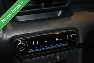 Toyota Yaris Toyota Yaris 1.5 Hybrid Business NAVI/KEYLESS/CAMERA/ETC.! - afbeelding nr 19