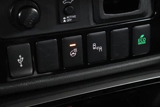 Mitsubishi Outlander Mitsubishi Outlander 2.4 PHEV Intense+ | Schuifdak | Stoelverwarming |  360 camera | Carplay | Navigatie | Full LED | Stuurverwarming | Keyless | Dodehoek detectie - afbeelding nr 19