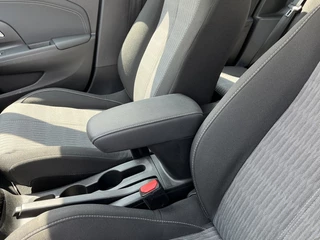 Opel Corsa Opel Corsa 1.2 Edition # Rijklaar # Navigatie | Parkeersensoren | armsteun - afbeelding nr 31
