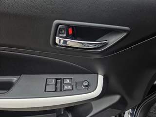 Suzuki Swift Suzuki Swift 1.2 83pk Select SmartHybrid | Camera | Carplay | Climate - afbeelding nr 24