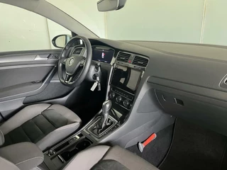 Volkswagen Golf Volkswagen Golf 1.5 TSI Business,LED,VIRTUAL,NAVIGATIE,T-HAAK - afbeelding nr 10