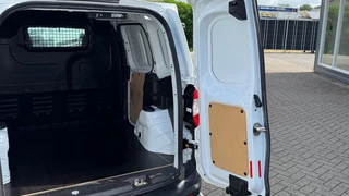Ford Transit Courier Ford Transit Courier 1.5 TDCI 55KW 75PK EURO 6 AIRCO/ CRUISE CONTROL/ PARKEERSENSOREN/ 100% DEALERONDERHOUDEN - afbeelding nr 13