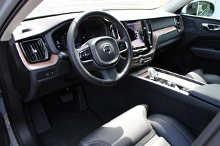 Volvo XC60 | Trekhaak | 360 Camera | H&K | Panoramadak - afbeelding nr 4