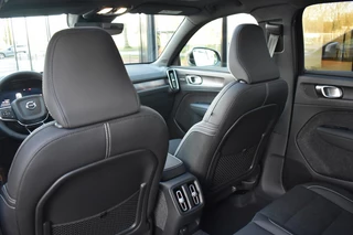 Volvo EX40 Volvo EX40 Extended Ultra Black Edition 252pk/82kWh | HEICO Verlaagd | Trek - afbeelding nr 13