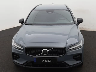 Volvo V60 Volvo V60 2.0 B3 Plus Dark | Sportstoelen | Zwarte hemel | Camera - afbeelding nr 9
