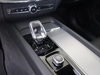 Volvo XC60 Volvo XC60 T6 AWD Dark | DEMO | H&K Audio - afbeelding nr 20