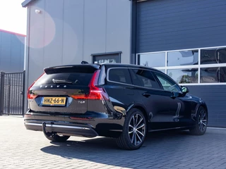 Volvo V60 Volvo V60 2.0 T6 Plug-in hybrid AWD Plus Bright Trekhaak - afbeelding nr 8