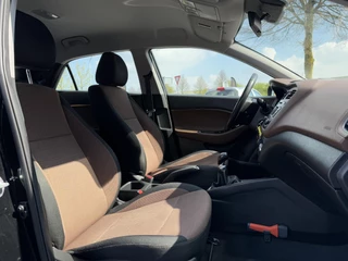Hyundai i20 Hyundai i20 1.2 HP i-Motion Airco,Cruise,Trekhaak,PDC,Bluetooth,Elek ramen,N.A.P,APK tot 09-2025 - afbeelding nr 7