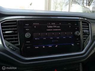 Volkswagen T-Roc Volkswagen T-Roc 1.5 TSI R-Line | Automaat | Carplay - afbeelding nr 16